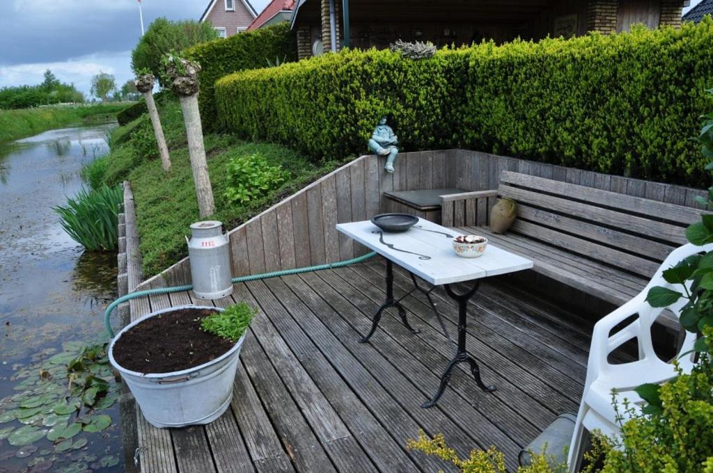 Beukenlaan Bed and Breakfast Rouveen Eksteriør billede